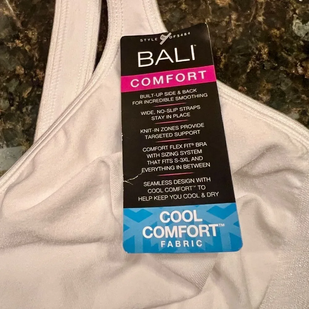 Lot of 2 Bali Cool Comfort Revolution Full Coverage Wireless T-Shirt Bras MEDIUM